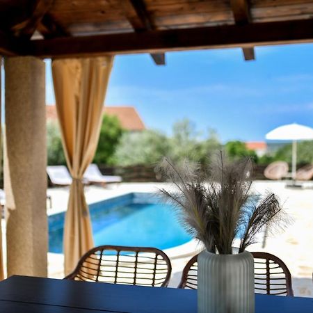 Wonderful Holiday House Bruno Zadar Exterior foto