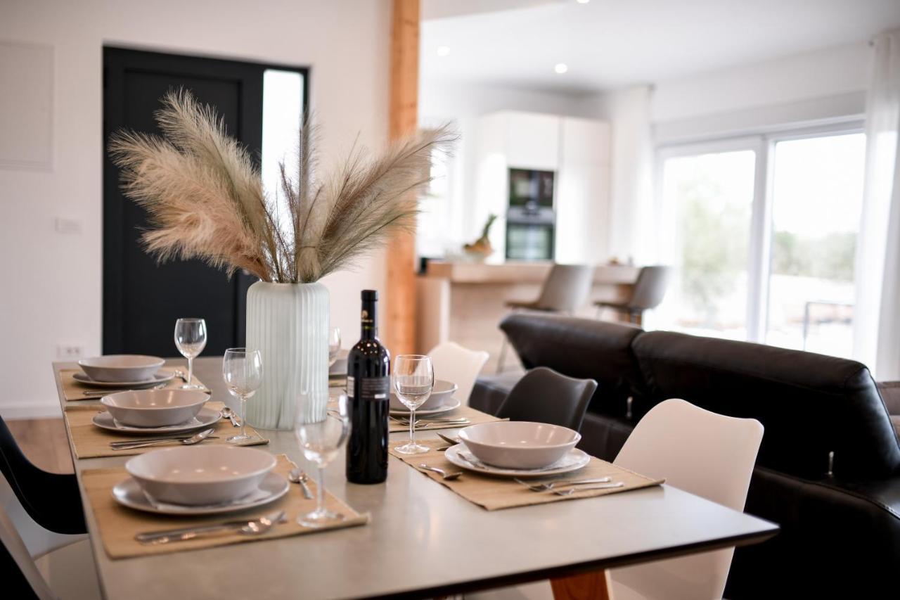 Wonderful Holiday House Bruno Zadar Exterior foto