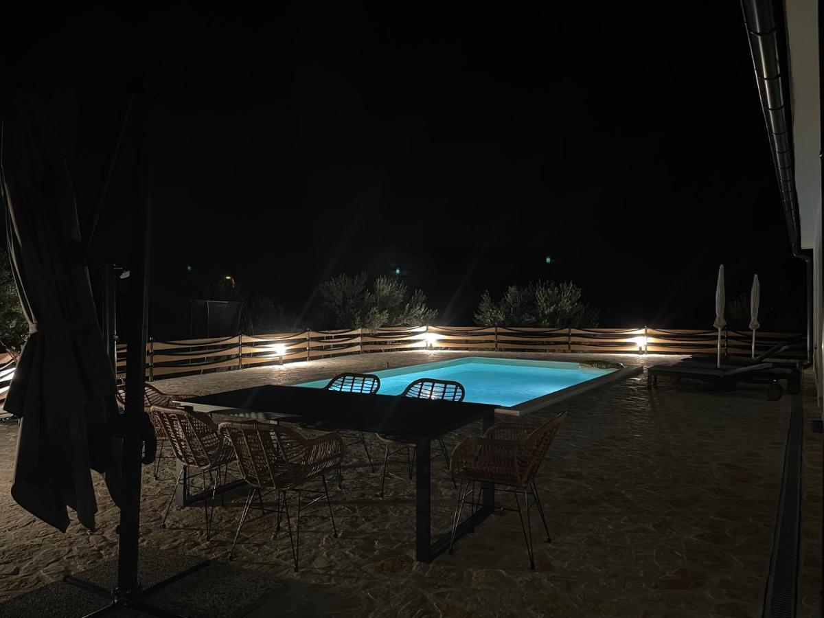 Wonderful Holiday House Bruno Zadar Exterior foto