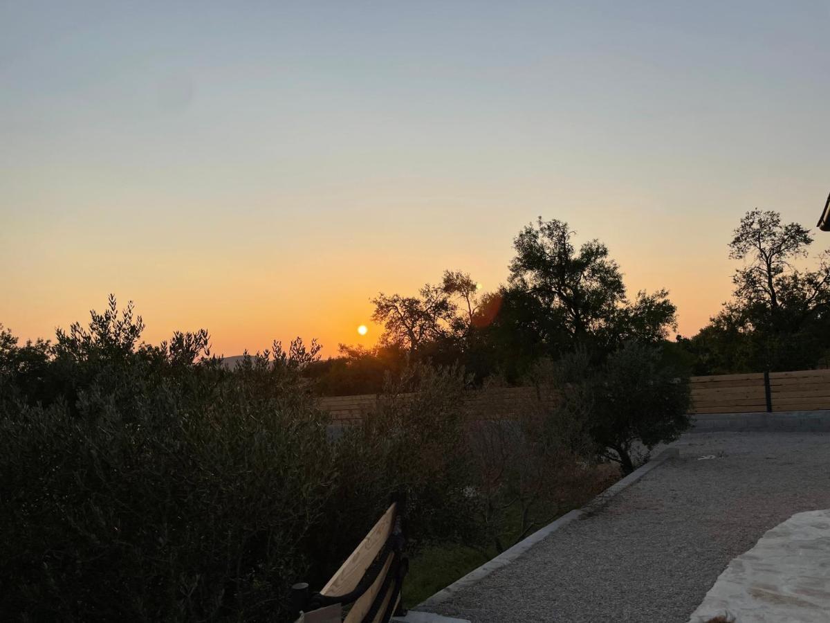 Wonderful Holiday House Bruno Zadar Exterior foto