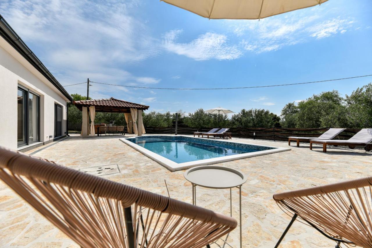 Wonderful Holiday House Bruno Zadar Exterior foto