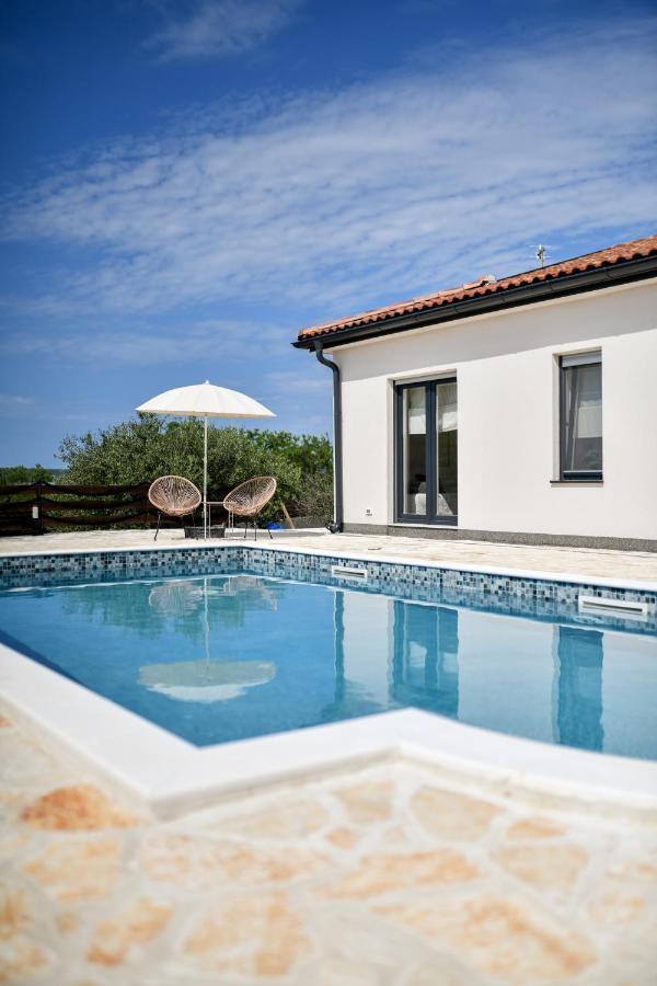 Wonderful Holiday House Bruno Zadar Exterior foto
